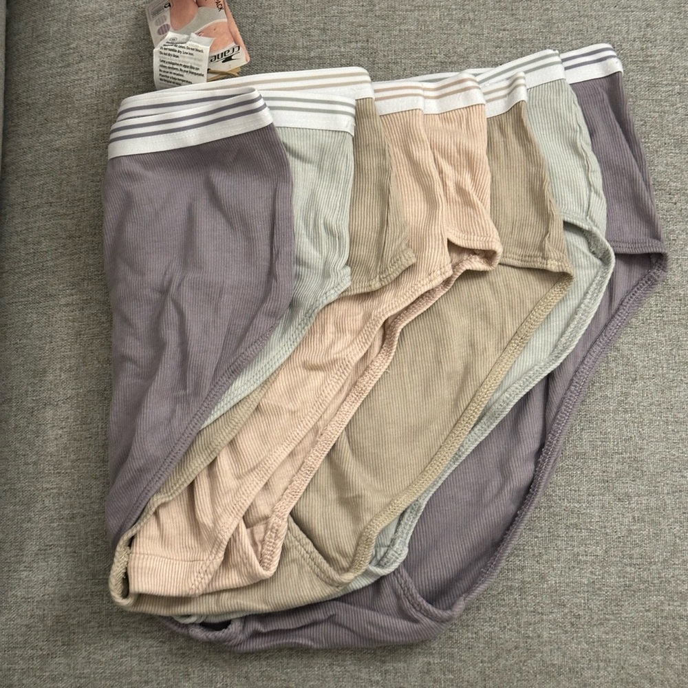 4 PACK CRANE LADIESS UNDERWEAR NWT